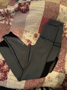 Dena Adams conceal carry leggings